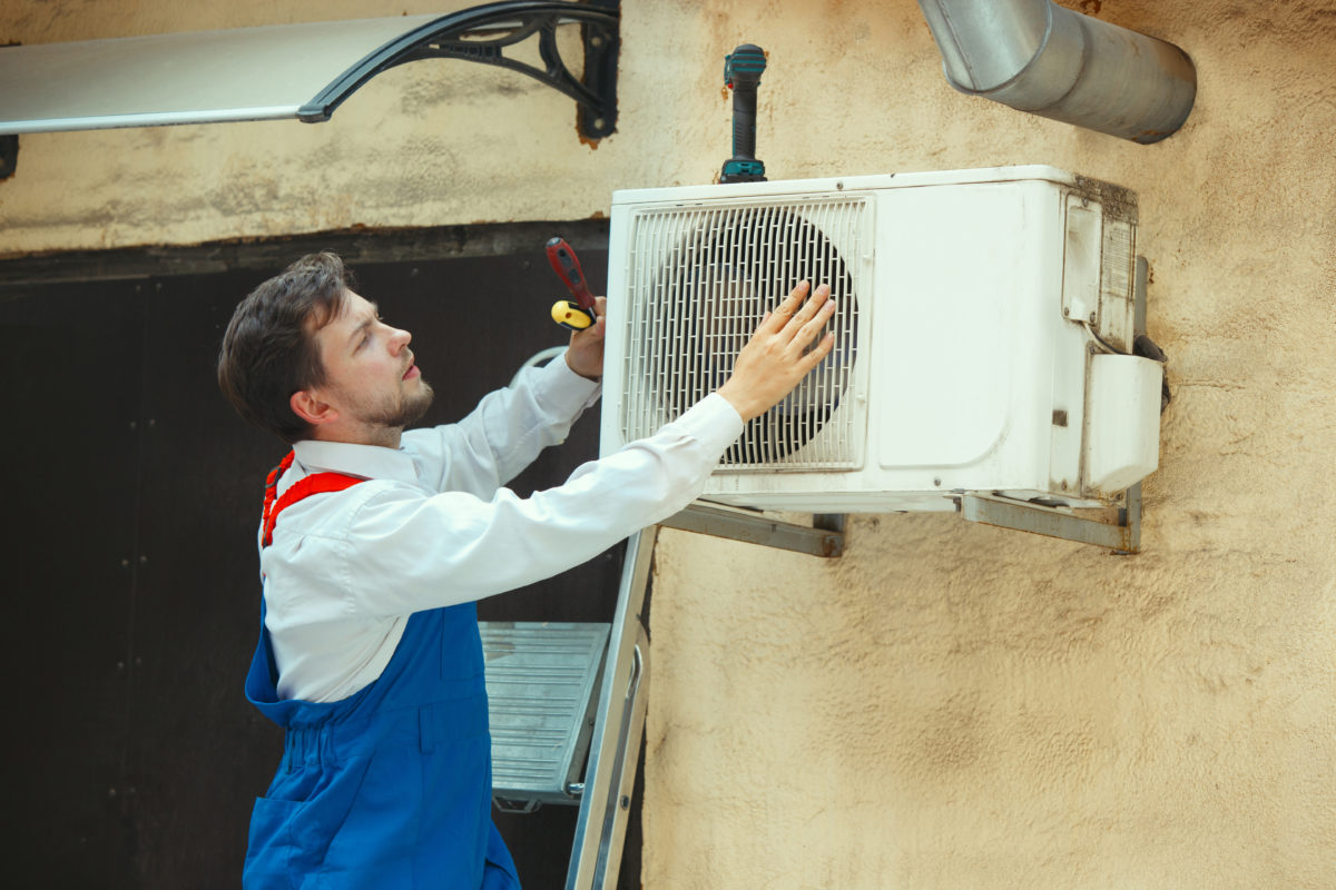 6 Reasons to Have A Professional Install Your Air Conditioner Unit